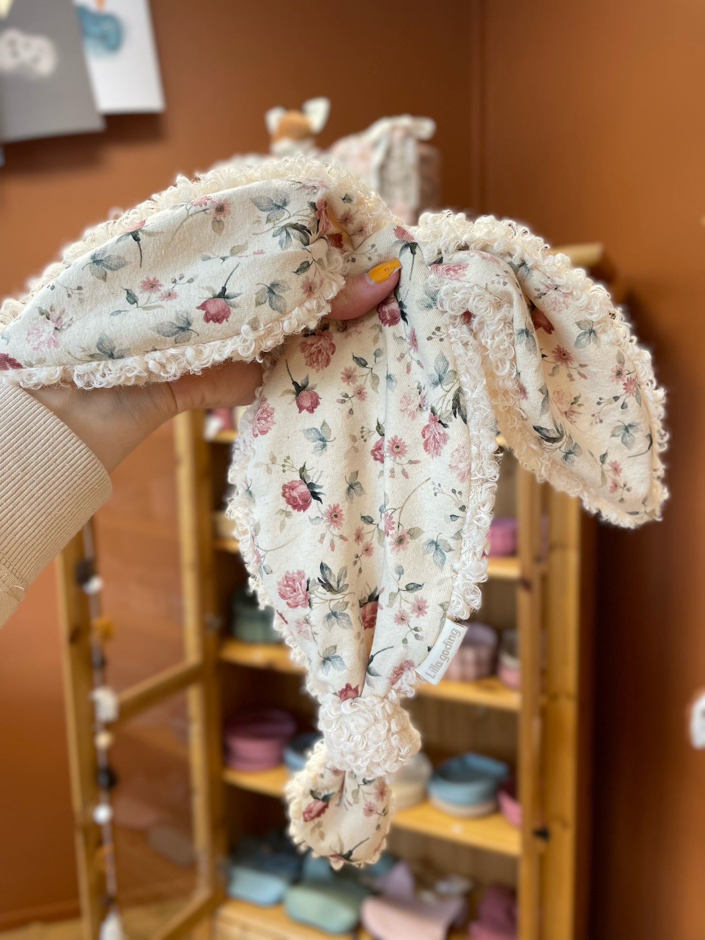 Snutte - Med öron - Blommor - Flera färger